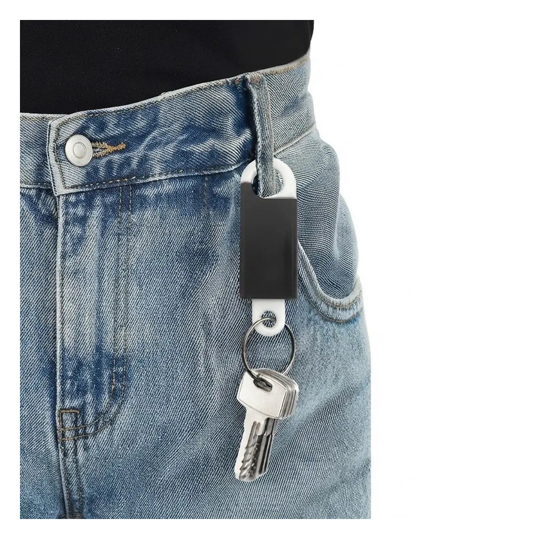 Llavero Hanger Negro Con Blanco